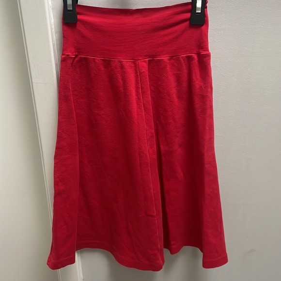 AA Red Classic Jersey Circle Skirt - Picture 2 of 4